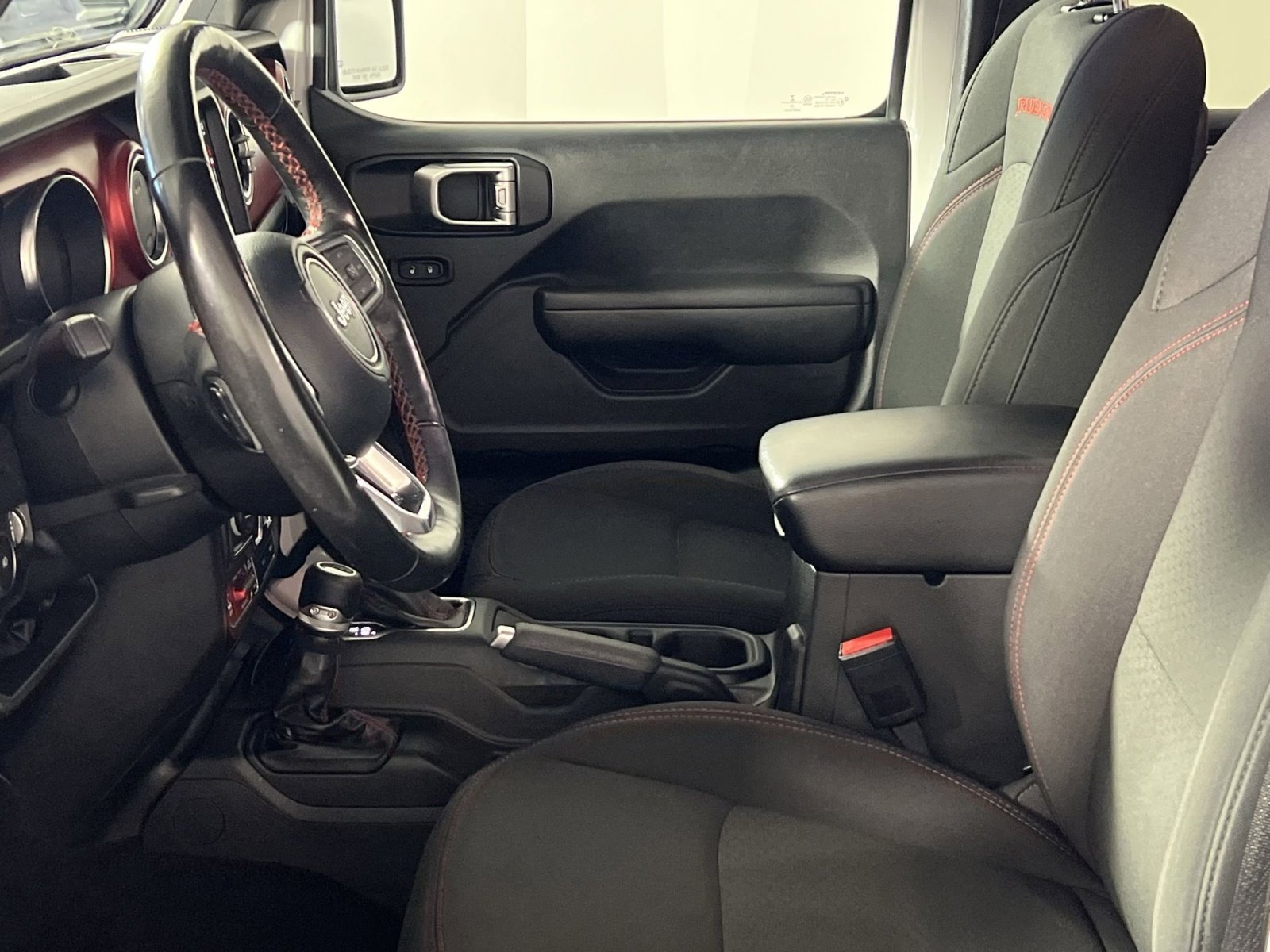 Used 2023 Jeep Wrangler Unlimited Rubicon w/ Cold Weather Group image 13