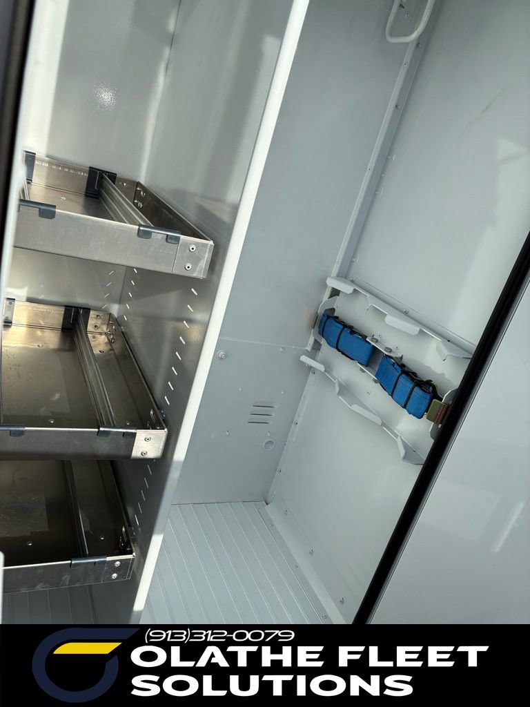 New 2026 Ford F550 4x4 Supercab Super Duty image 16