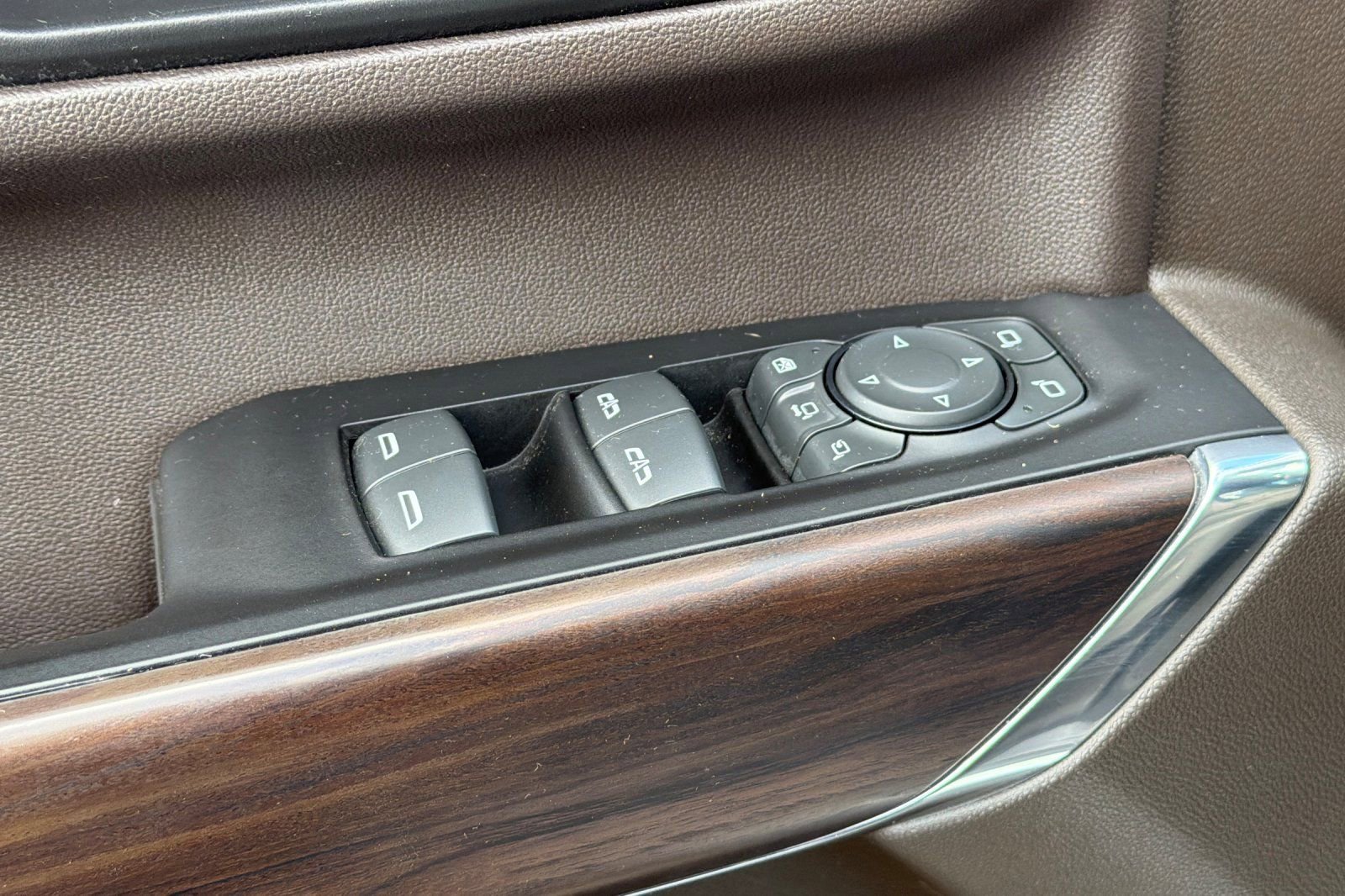 Used 2022 GMC Sierra 2500 SLT w/ Gooseneck/5TH Wheel Package image 11