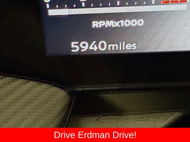 Used 2025 Nissan Kicks SR AWD/4WD image 32