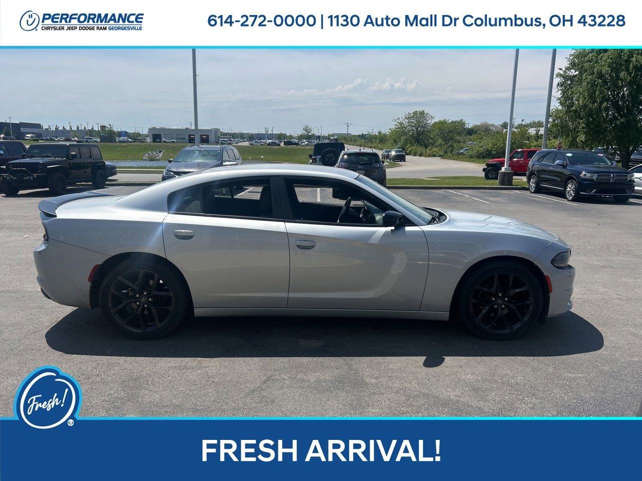 Used 2020 Dodge Charger SXT w/ Plus Group RWD image 3