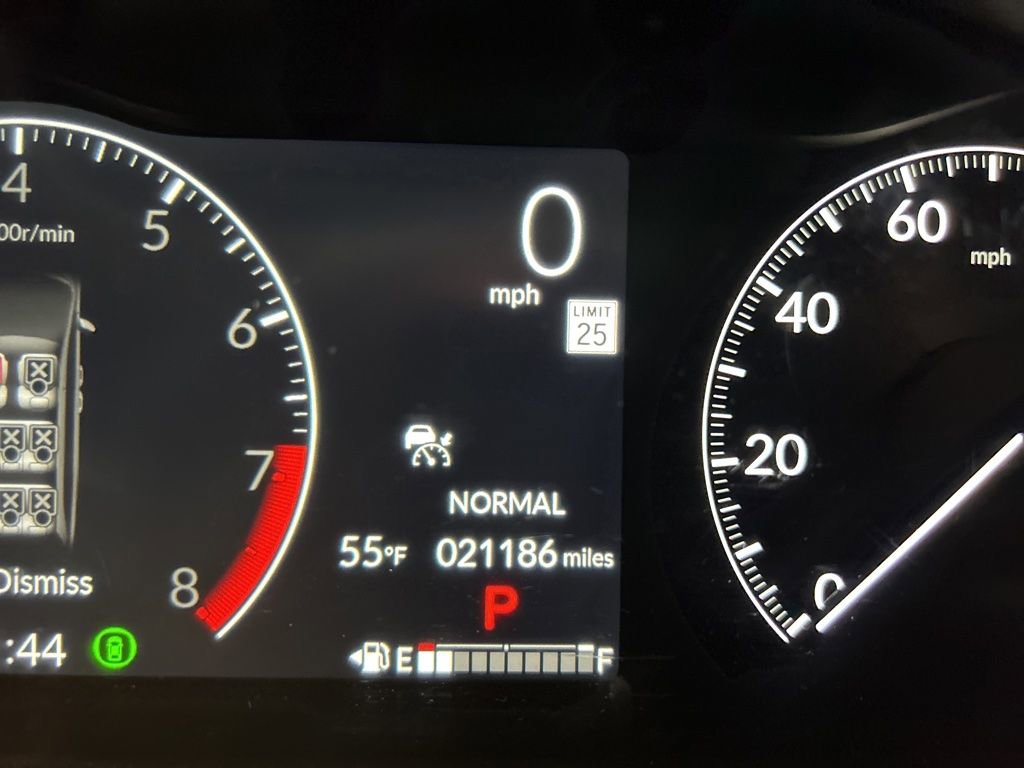 Used 2025 Honda Odyssey Touring image 9