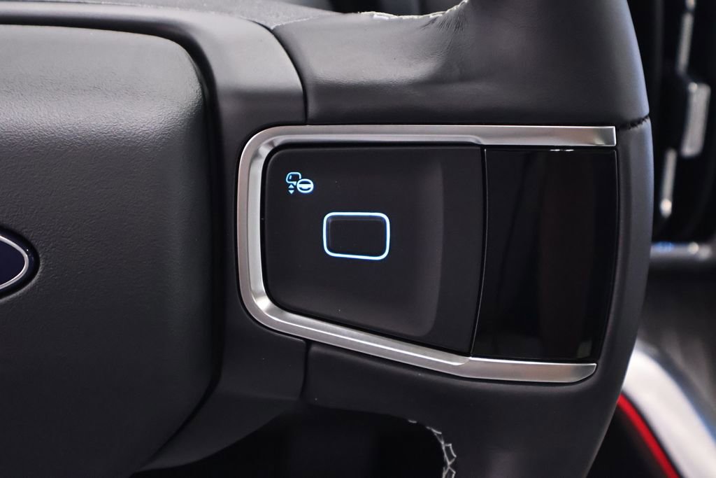 New 2026 Ford Expedition Platinum image 24