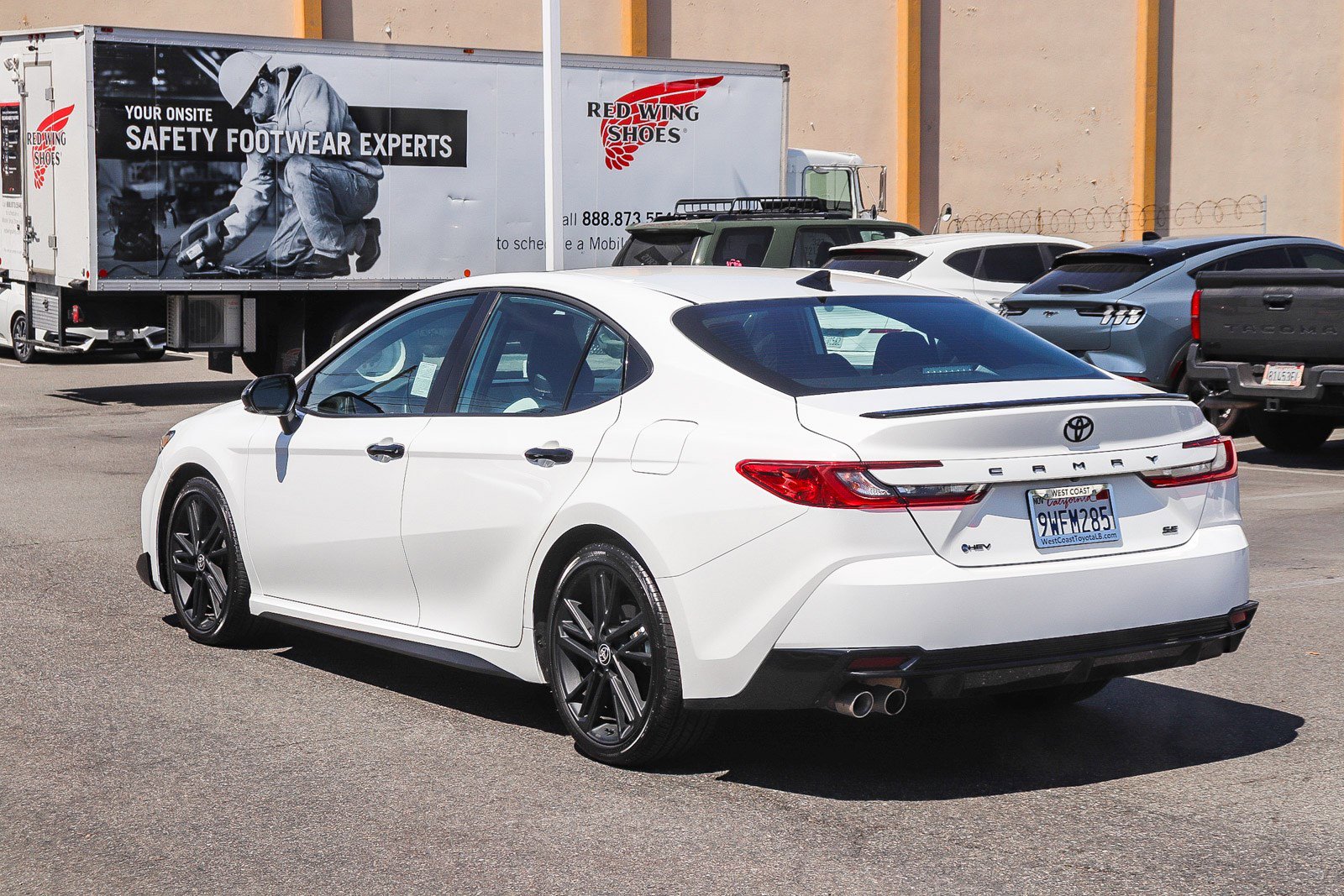 Used 2026 Toyota Camry Hybrid w/ Multimedia Upgrade Package image 10