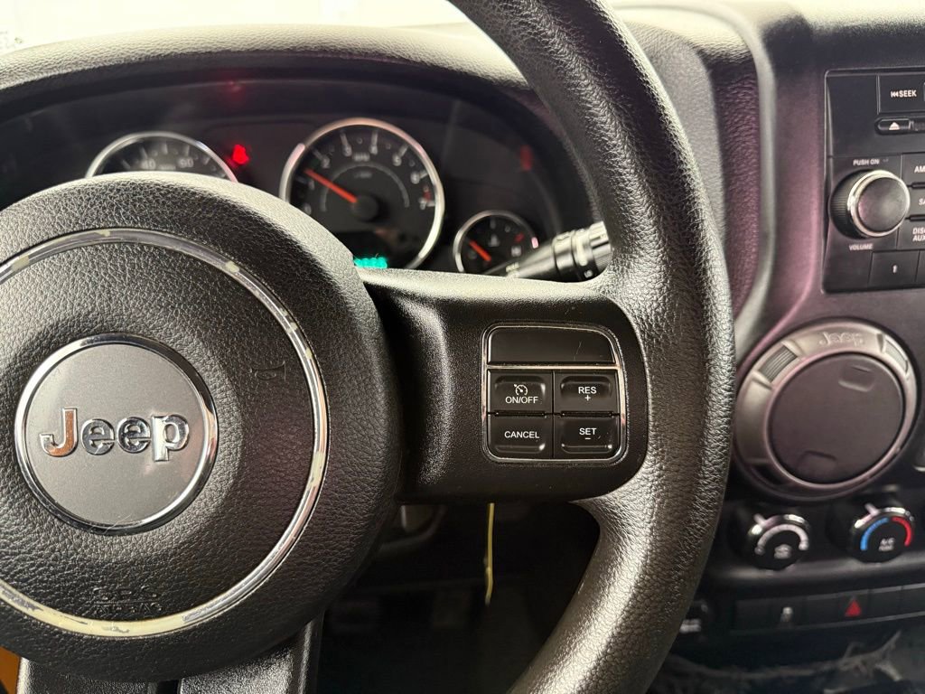 Used 2013 Jeep Wrangler Unlimited Sport image 27