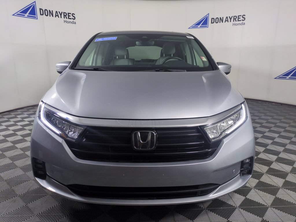 Certified 2024 Honda Odyssey Touring image 12