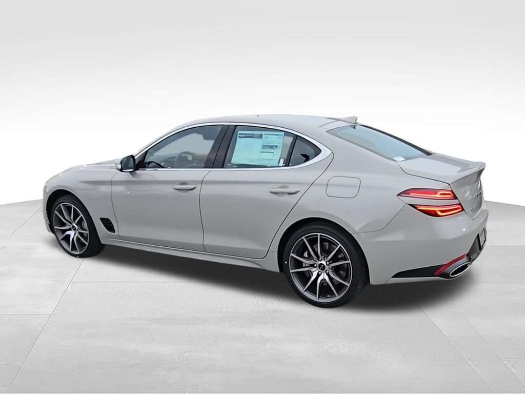 Used 2026 Genesis G70 2.5T AWD/4WD image 6