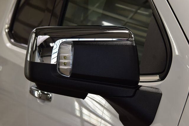 New 2026 Chevrolet Silverado 1500 LTZ w/ LTZ Premium Package AWD/4WD image 18