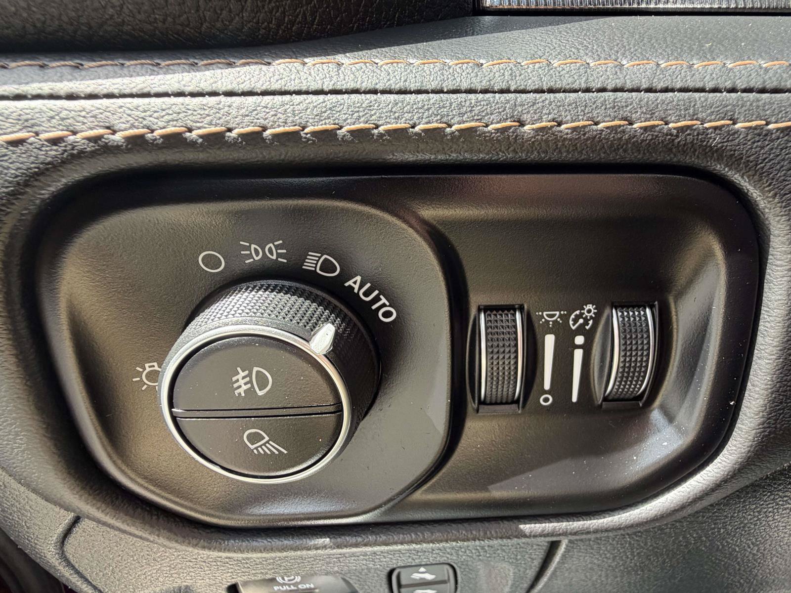 Used 2024 RAM 1500 TRX AWD/4WD image 20