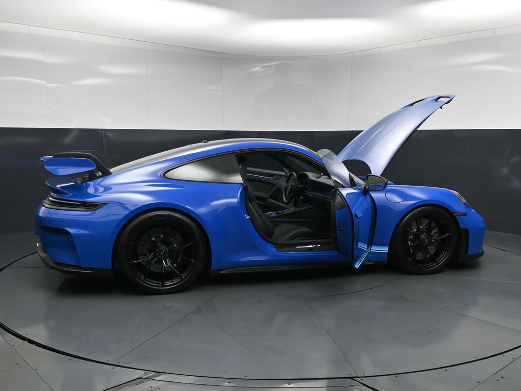 Used 2026 Porsche 911 GT3 w/ Chrono Package RWD image 33