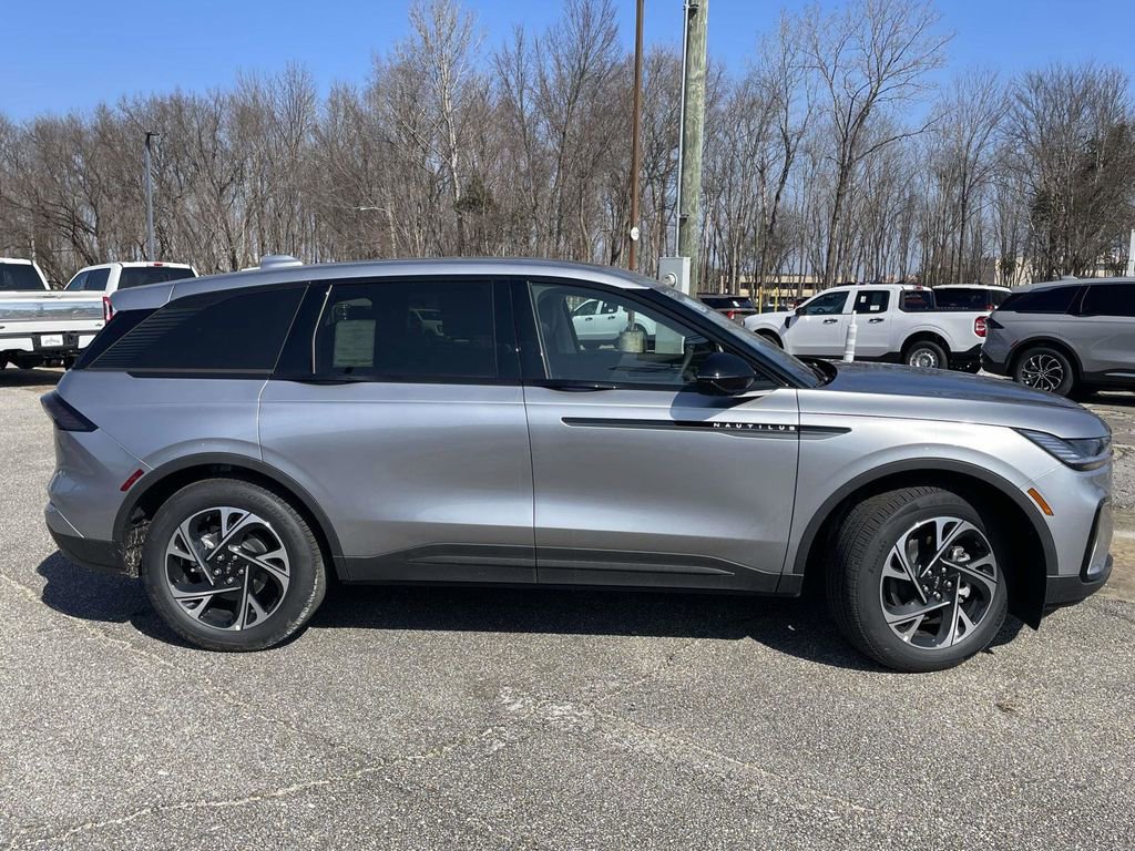 New 2026 Lincoln Nautilus Premier w/ Equipment Group 102A image 2