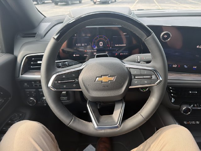 New 2026 Chevrolet Suburban LT w/ Advanced Technology Package AWD/4WD image 15