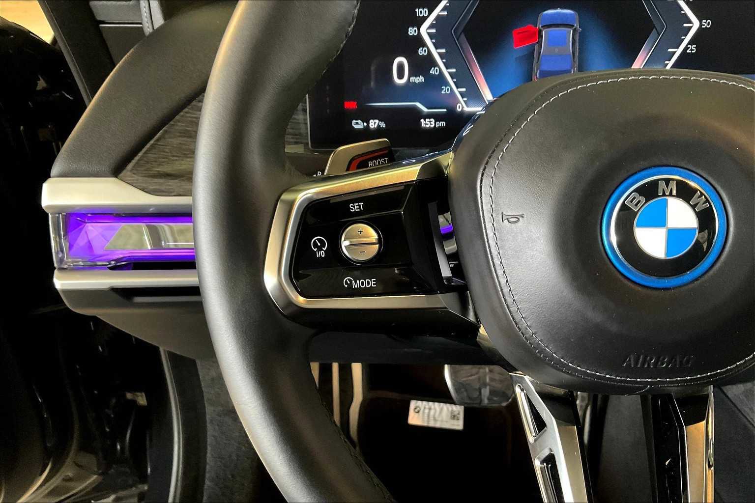 Used 2023 BMW i7 xDrive60 image 22