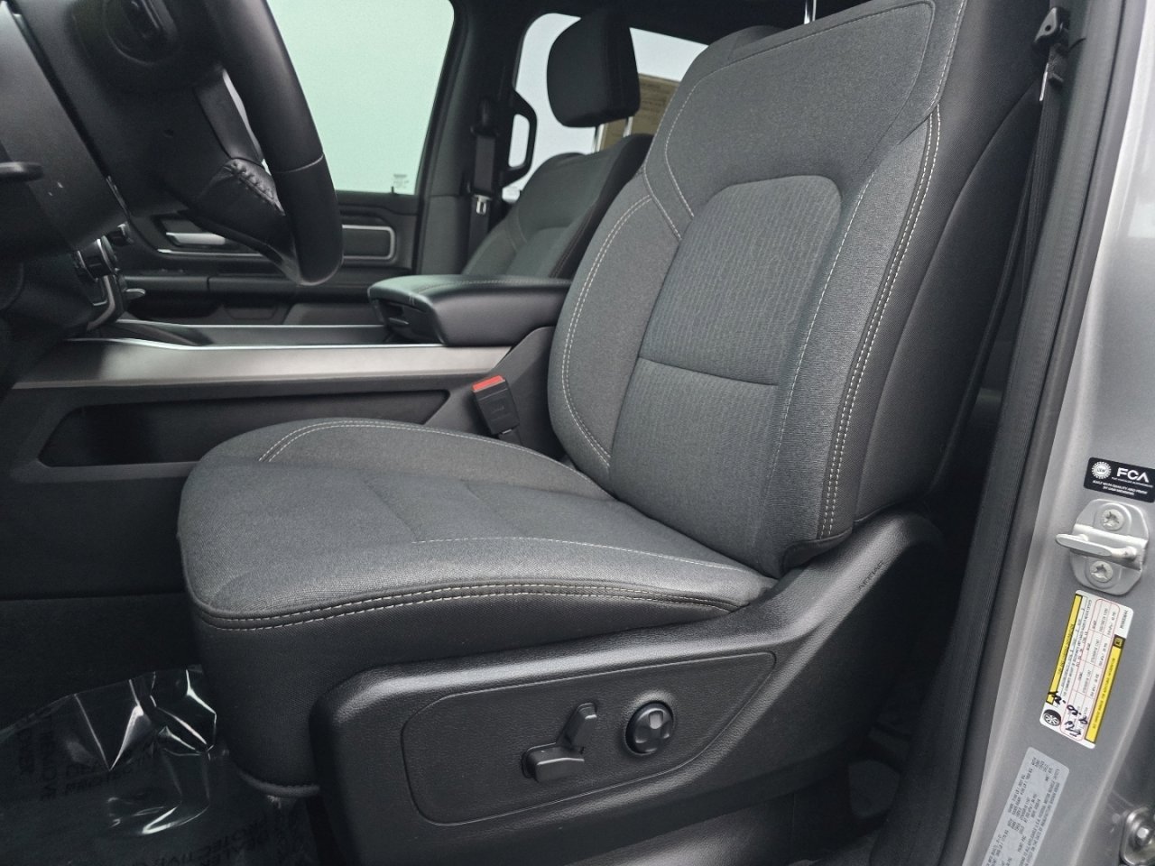 Used 2021 RAM 1500 Big Horn image 23