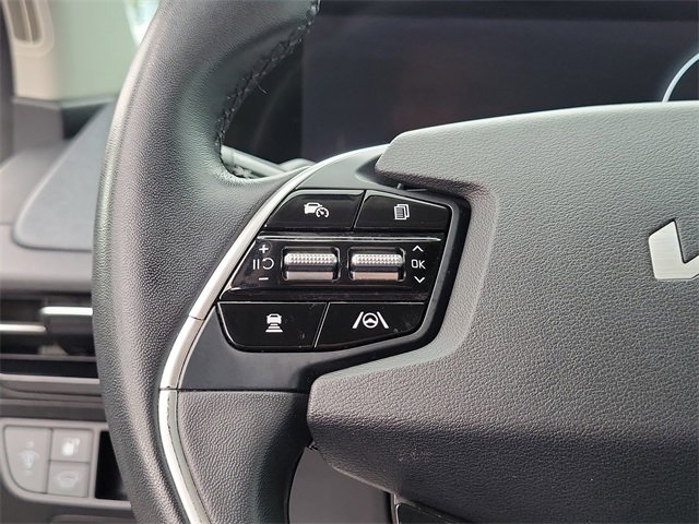 Used 2022 Kia EV6 Wind image 17