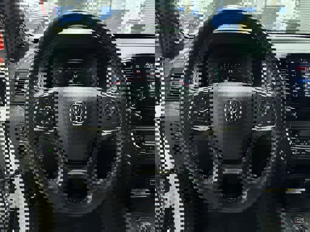 Used 2022 Honda Pilot TrailSport image 19