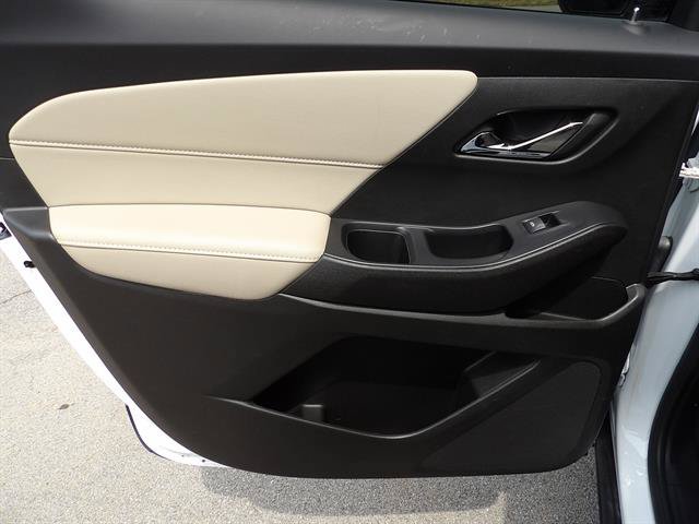Certified 2022 Chevrolet Traverse LT w/ LT Premium Package FWD image 29