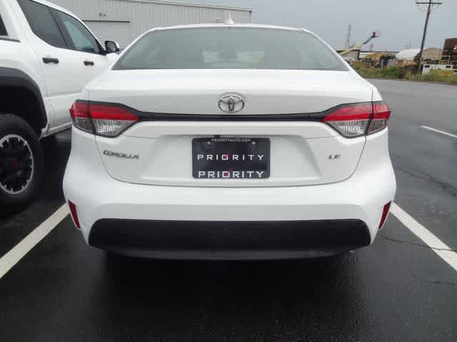 Used 2023 Toyota Corolla LE FWD image 7