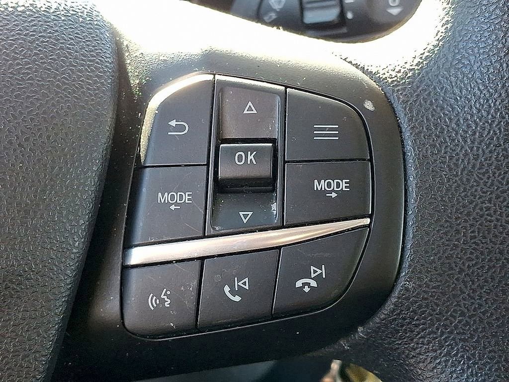 Used 2025 Ford Maverick XL w/ Equipment Group 102A image 18