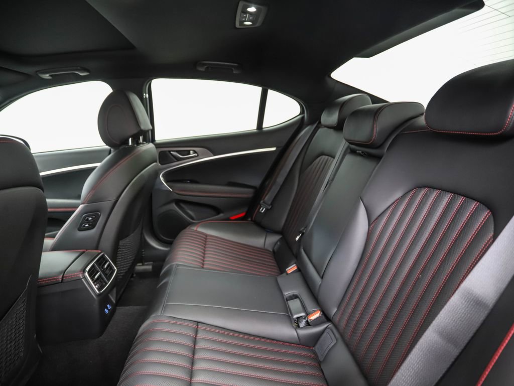 Used 2025 Genesis G70 3.3T Advanced image 21