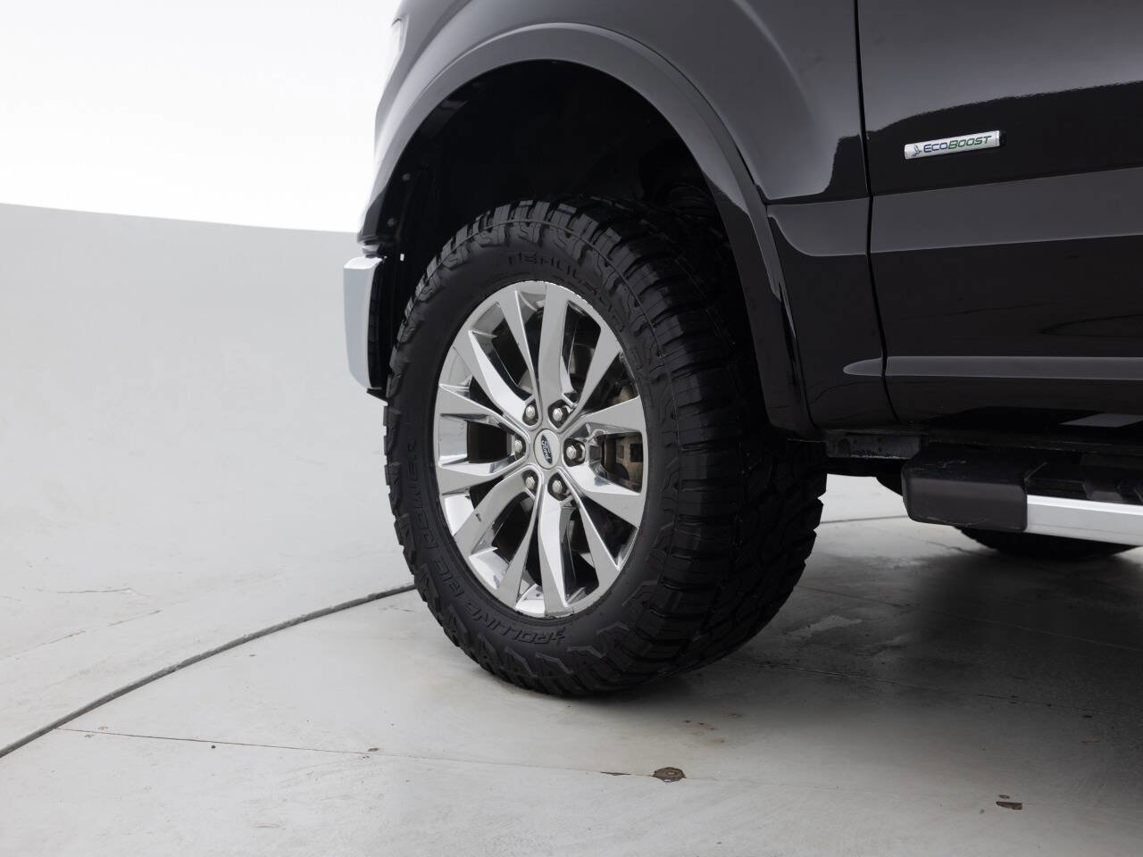 Used 2016 Ford F150 Lariat AWD/4WD image 17