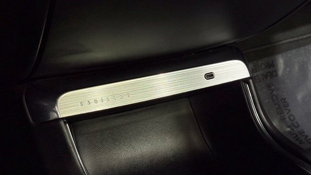 Used 2025 Cadillac Lyriq Luxury AWD/4WD image 40