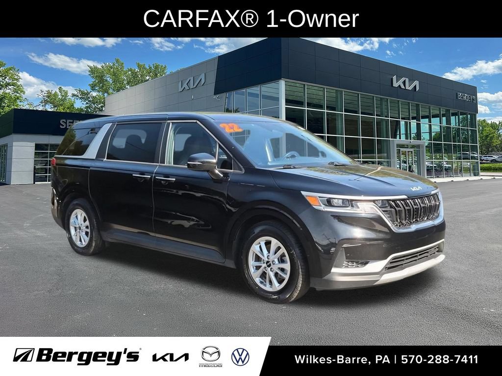 Used 2022 Kia Carnival LX FWD image 3