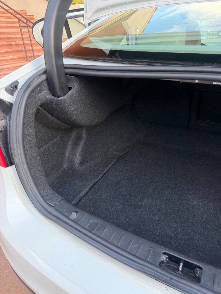 Used 2012 Volvo S60 T5 image 22