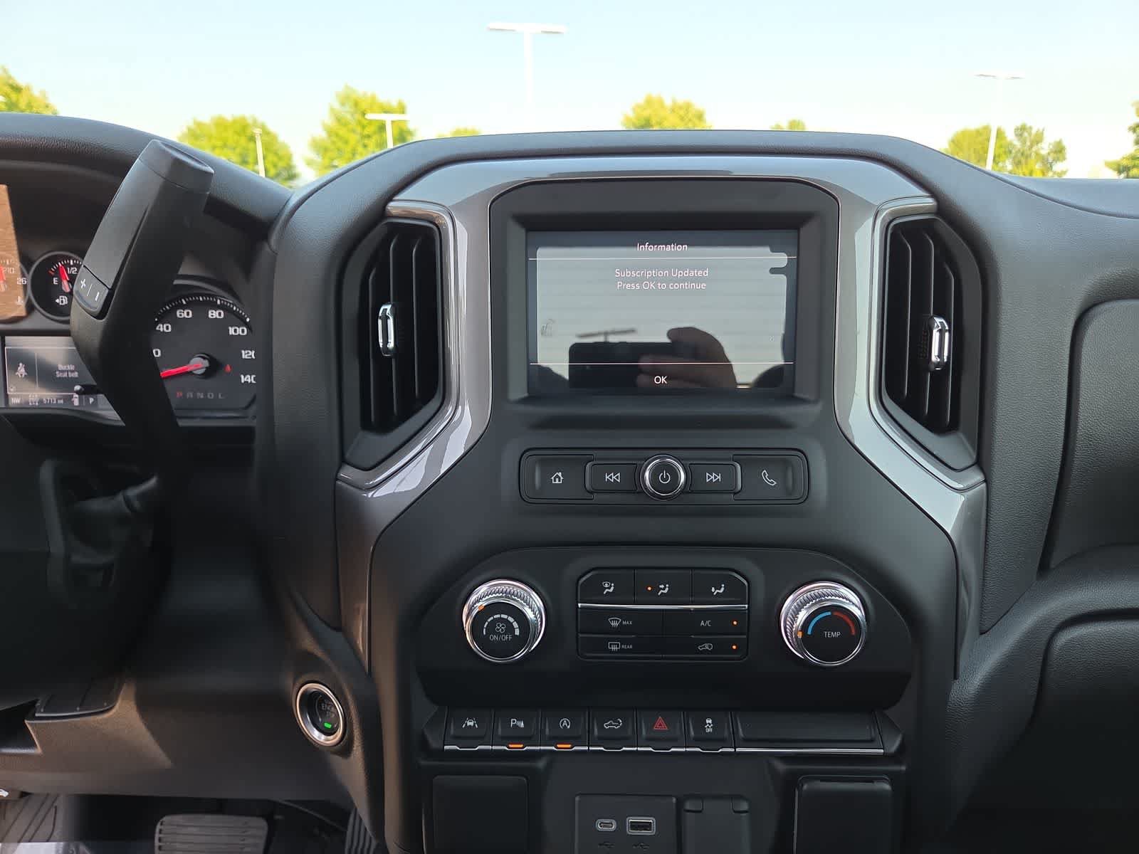 Used 2022 GMC Sierra 1500 Pro w/ Convenience Package AWD/4WD image 24
