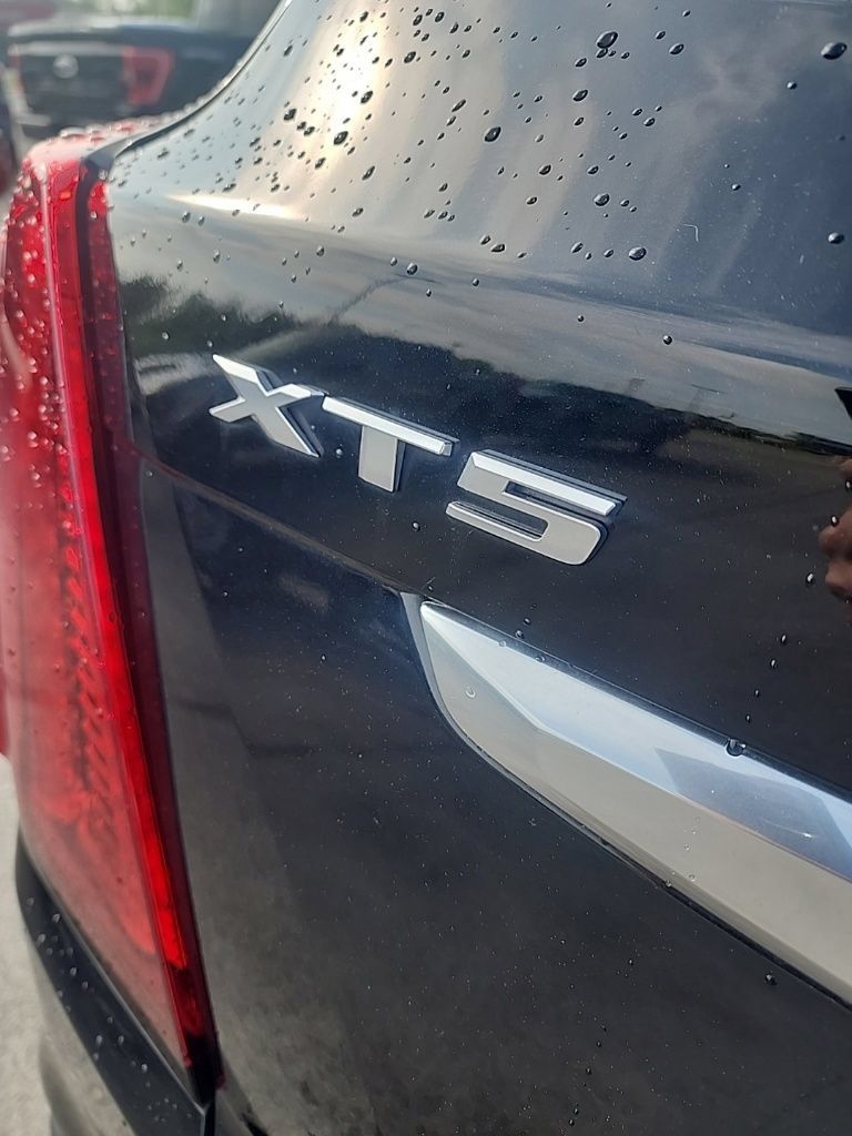 Used 2023 Cadillac XT5 Premium Luxury AWD/4WD image 12
