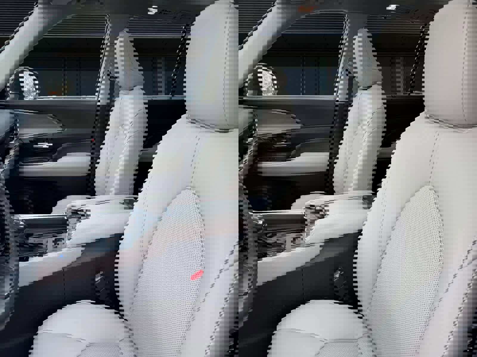 Certified 2024 Toyota Grand Highlander XLE image 2