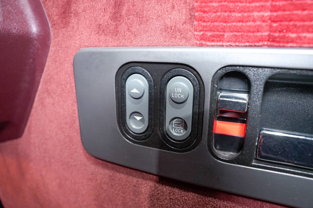 Used 1994 GMC Sierra 1500 SLE image 39