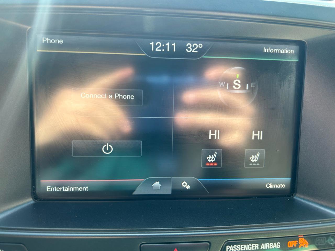 Used 2016 Ford Explorer XLT image 22