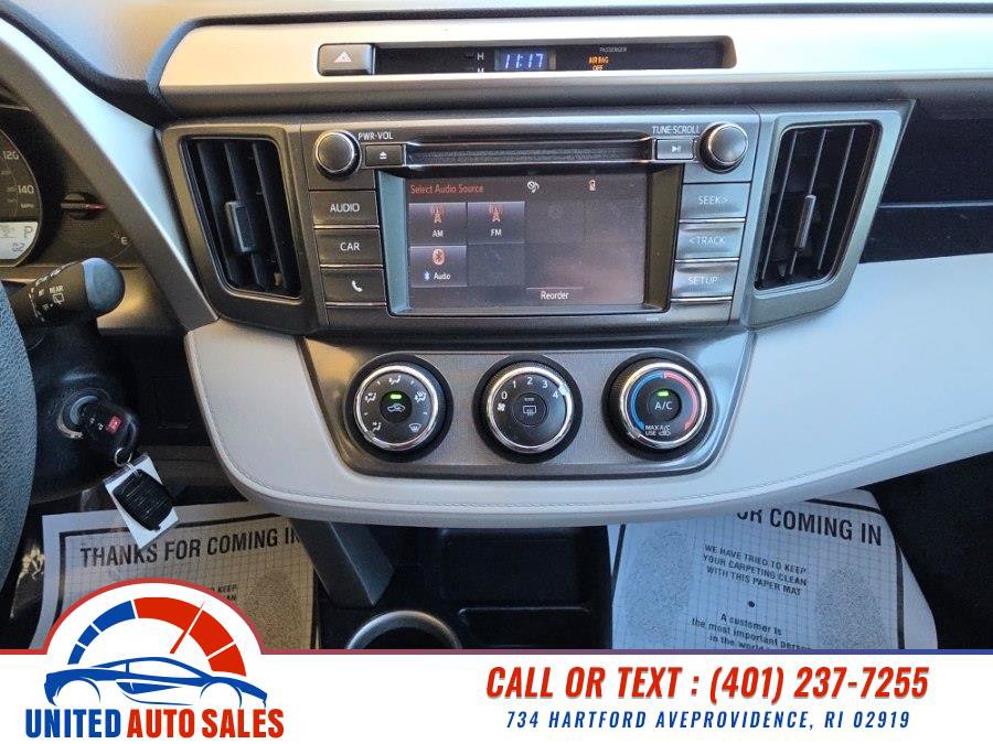 Used 2014 Toyota RAV4 LE AWD/4WD image 16