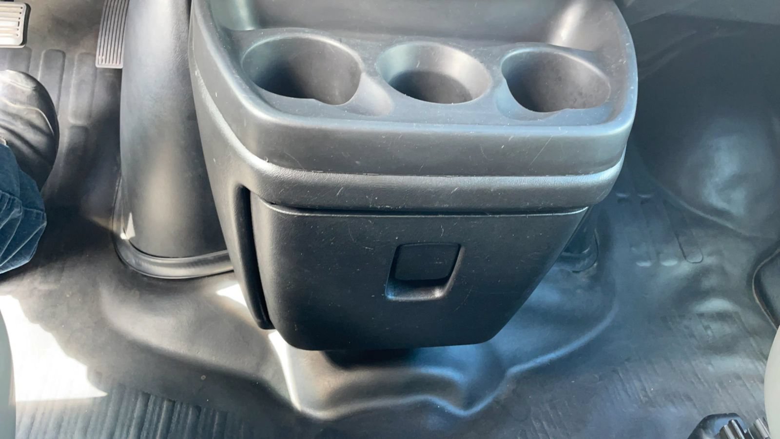 Used 2019 GMC Savana 3500 RWD image 14
