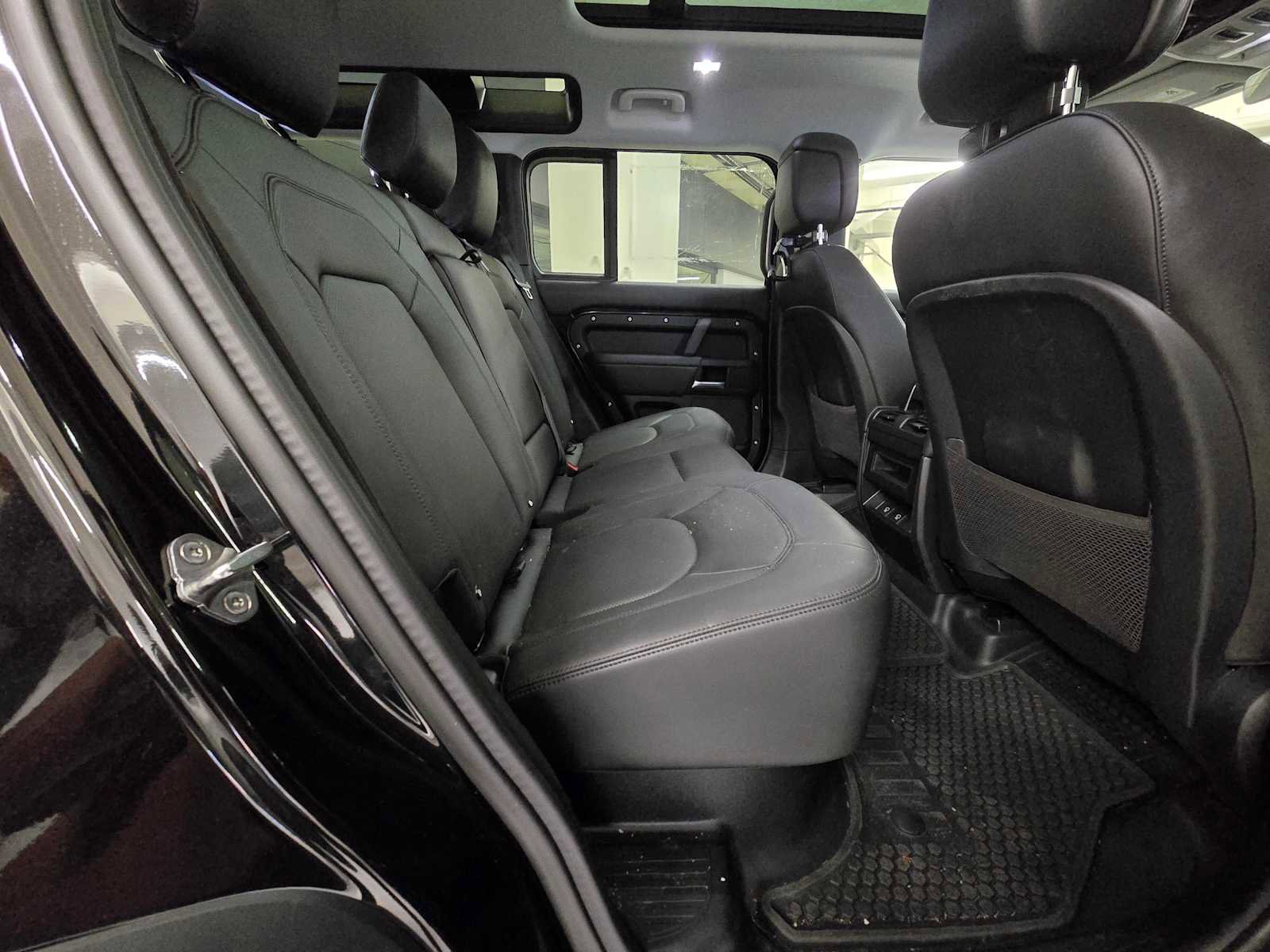 Used 2025 Land Rover Defender 110 S AWD/4WD image 11