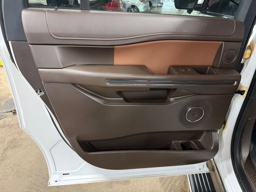 Used 2023 Ford Expedition Max King Ranch AWD/4WD image 27