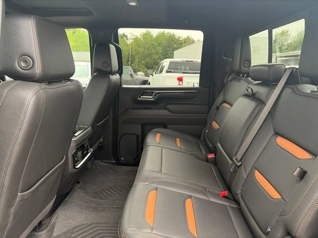 Used 2025 GMC Sierra 2500 AT4 w/ AT4 Preferred Package AWD/4WD image 19