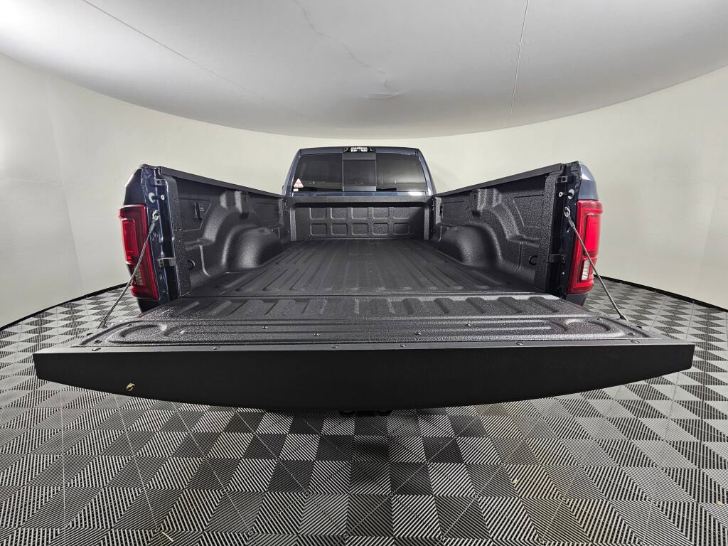 New 2026 RAM 3500 Laramie w/ Night Edition AWD/4WD image 16