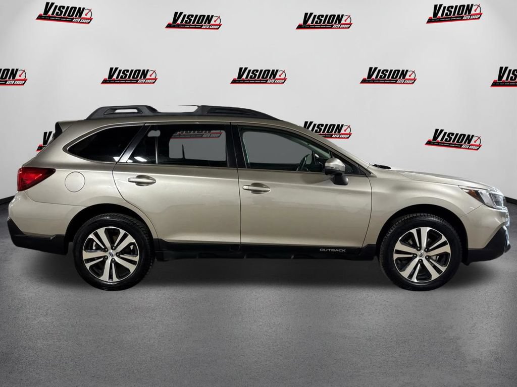 Used 2019 Subaru Outback 2.5i Limited AWD/4WD image 4