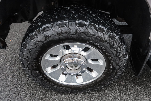 Used 2010 Ford F350 Lariat AWD/4WD image 12