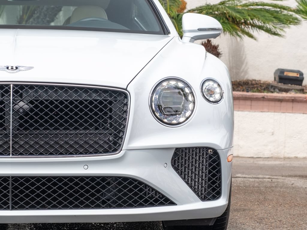 Used 2024 Bentley Continental GT AWD/4WD image 28