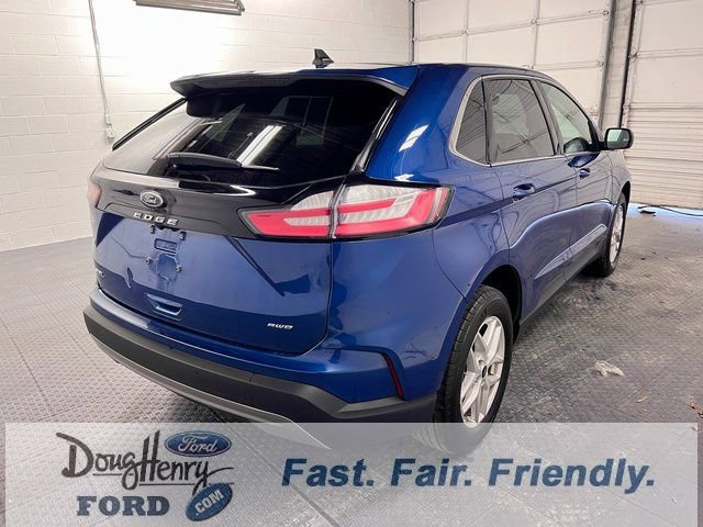 Used 2024 Ford Edge SEL image 7