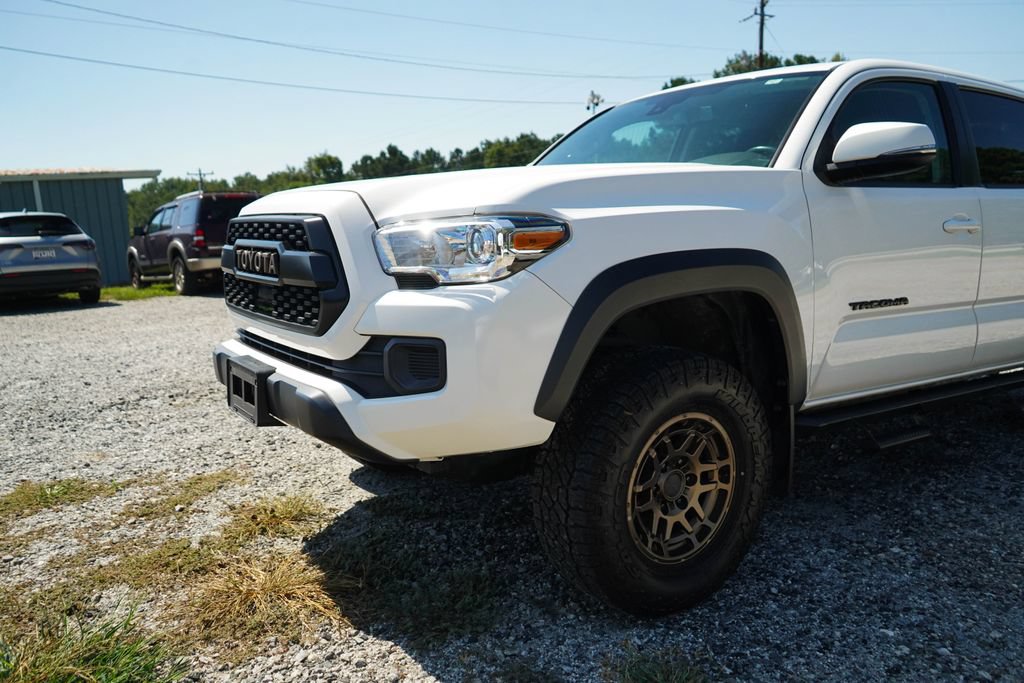 Used 2022 Toyota Tacoma SR5 w/ Trail Edition AWD/4WD image 17