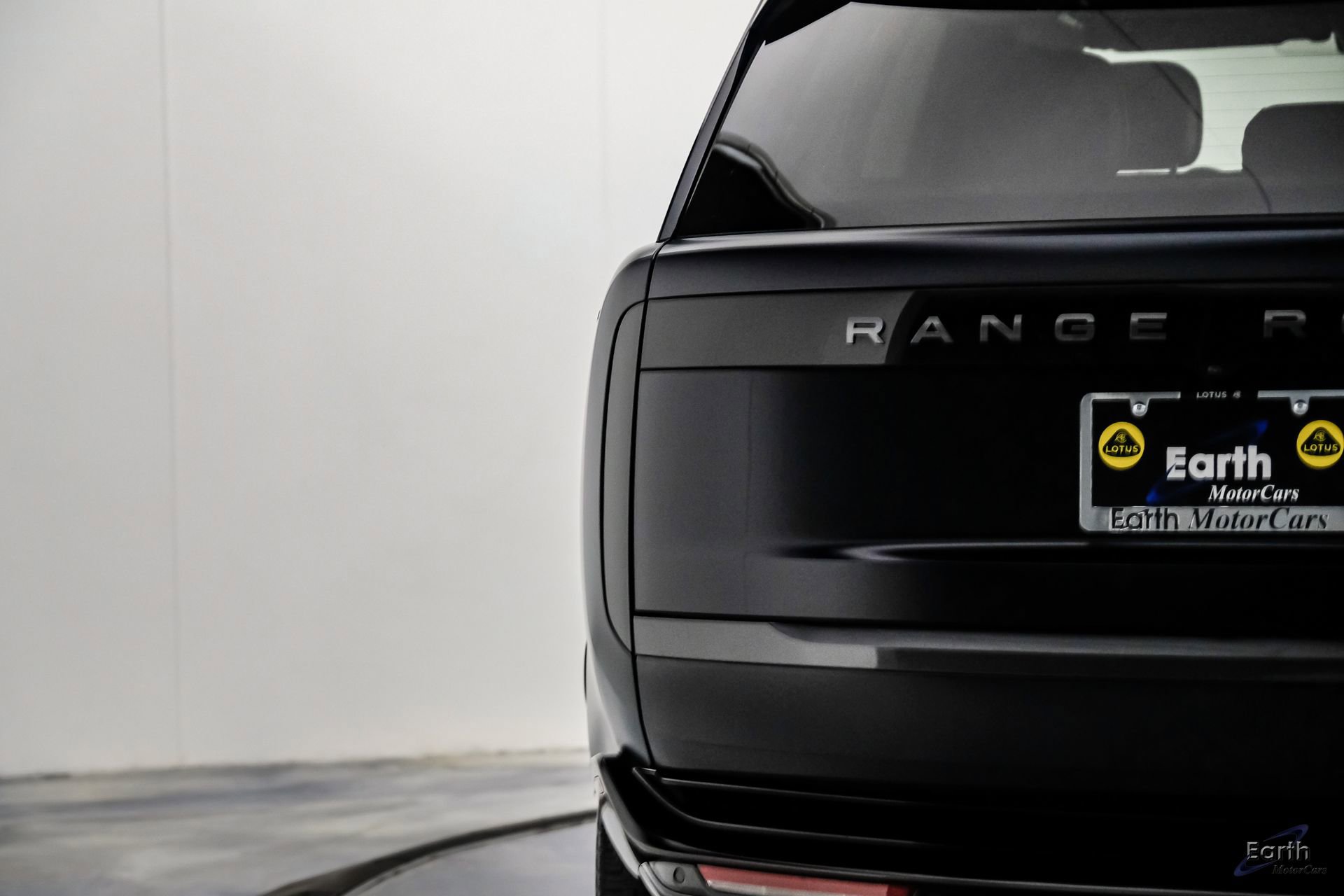 Used 2023 Land Rover Range Rover SE image 14