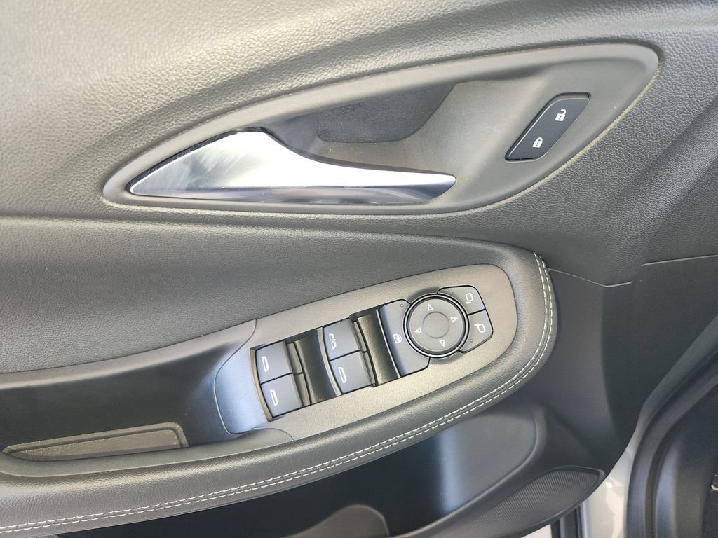 Used 2026 Buick Encore GX Preferred AWD/4WD image 29