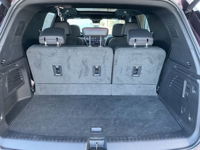 Used 2024 Chevrolet Traverse RS w/ LPO, Floor Liner Package image 21
