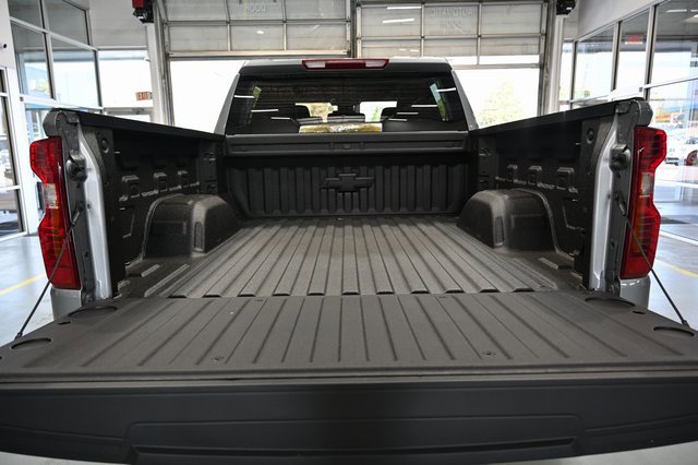 New 2026 Chevrolet Silverado 1500 Custom Trail Boss w/ Dark Appearance Package image 7