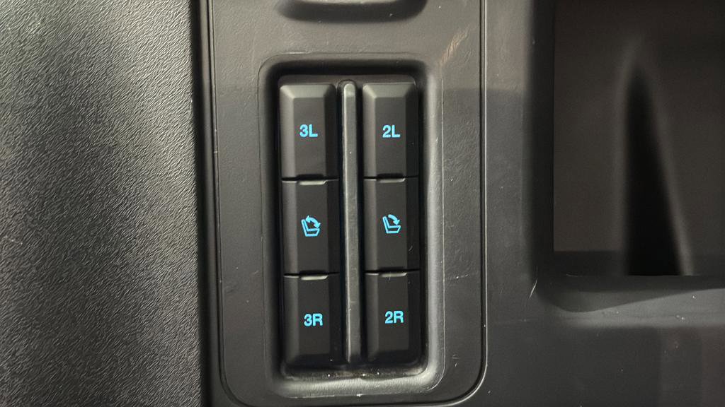 Used 2025 Ford Expedition Max Active AWD/4WD image 32