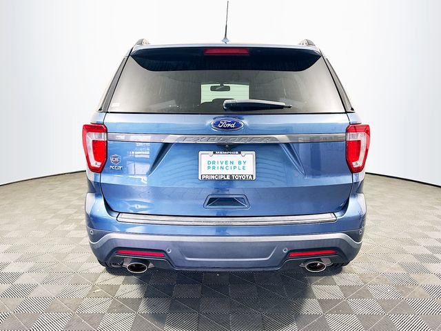 Used 2018 Ford Explorer XLT w/ Equipment Group 202A image 8
